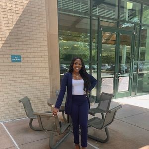 Meet your Posher, Khadijah